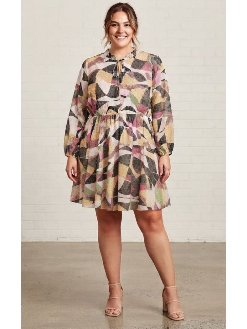 Women's - Torrid Mini Clip Dot Front Keyhole Dress, Size 1